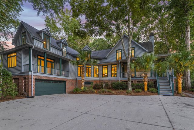 8634 W  Fairway Woods Dr, North Charleston, SC 29420