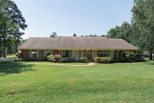 129 Blackgum St, Magnolia, AR 71753