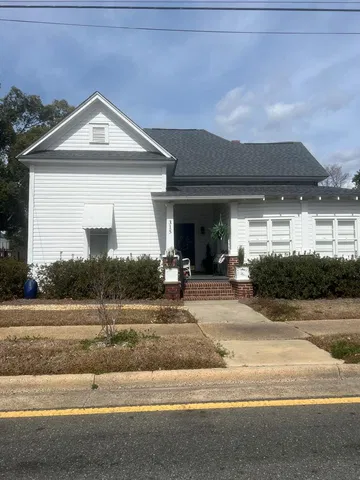 315 Ashley St E, Douglas, GA 31533