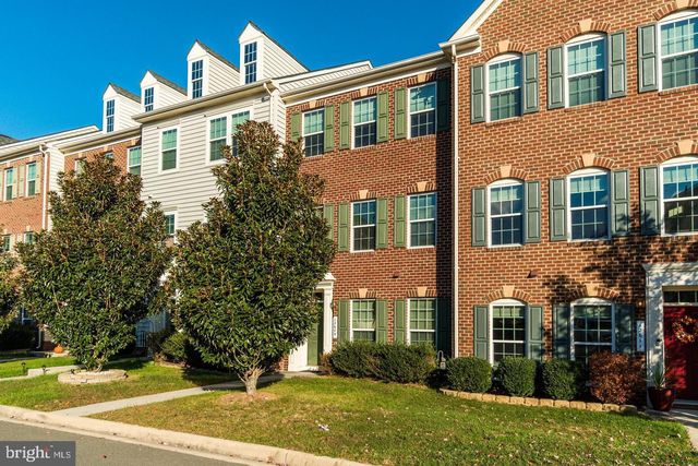 12609 Terranova Ln, Woodbridge, VA 22192