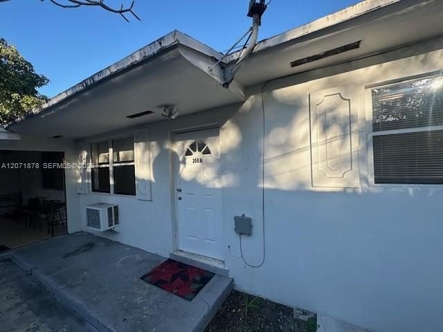 2501 NE 184th Ter #2503, North Miami Beach, FL 33160