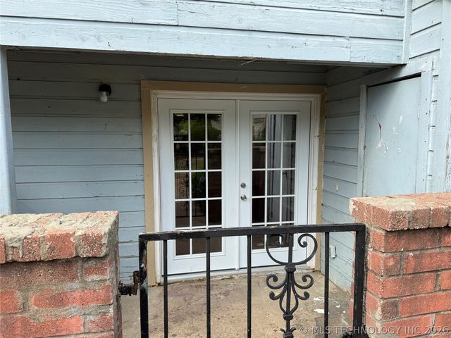 1802 E  66th Pl #F104, Tulsa, OK 74136