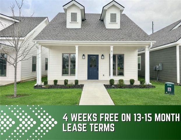812 NE Heights Ln, Bentonville, AR 72712