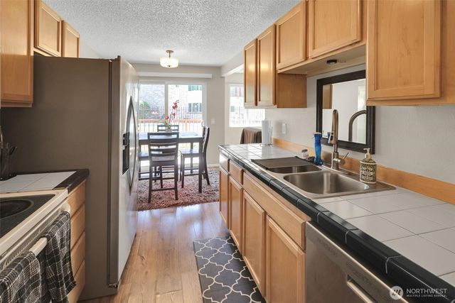 330 Elm Street #201, Everett, WA 98203
