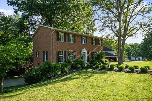 1851 Devondale Cir, Charleston, WV 25314