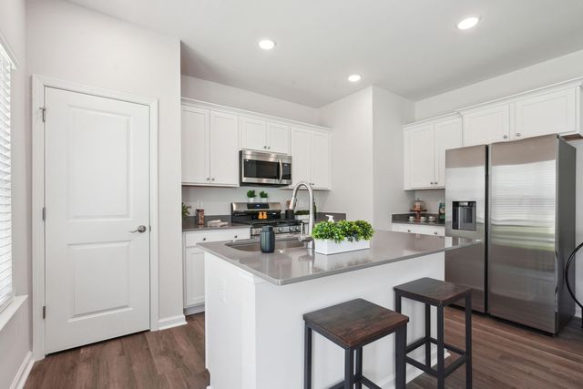 300 Champions Blvd #902, Little River, SC 29566