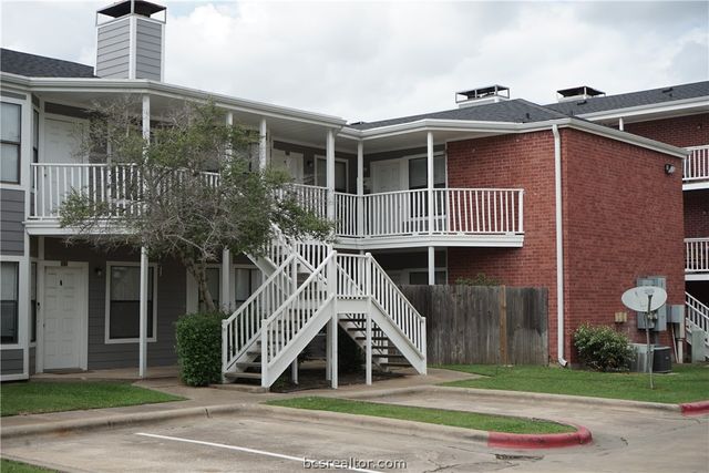 4441 Old College Rd #8101, Bryan, TX 77801
