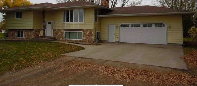 14868 State Highway 220 SW, East Grand Forks, MN 56721