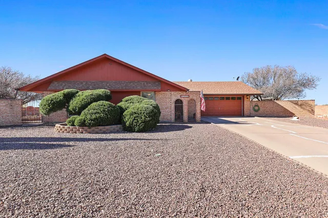 2900 Hopi Trl, Alamogordo, NM 88310
