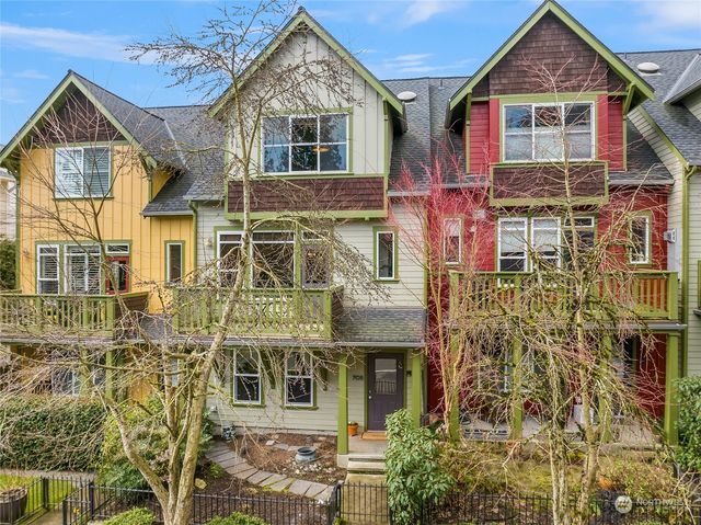 705 Madison Avenue N UNIT 20, Bainbridge Island, WA 98110