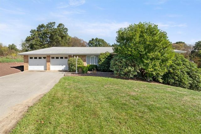 1193 State Route 18, Aliquippa, PA 15001
