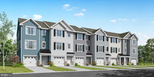1 Little Pond Dr, Clementon, NJ 08021