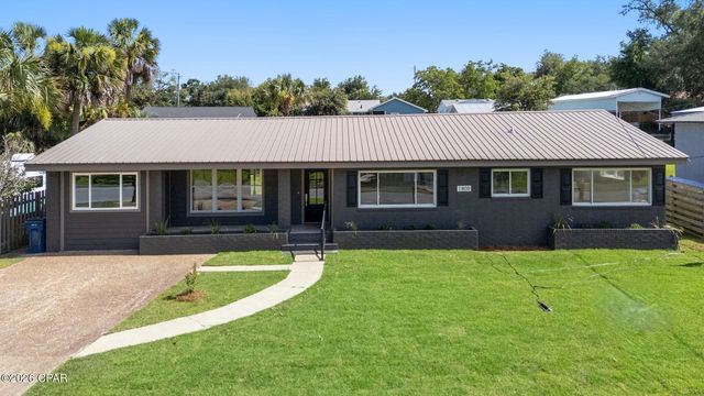 1809 Dewitt St, Panama City, FL 32401