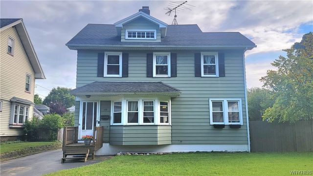 119 Collingwood Dr, Rochester, NY 14621
