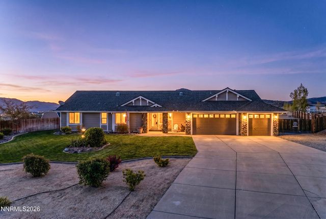 55 Geraldine Ct, Sparks, NV 89441