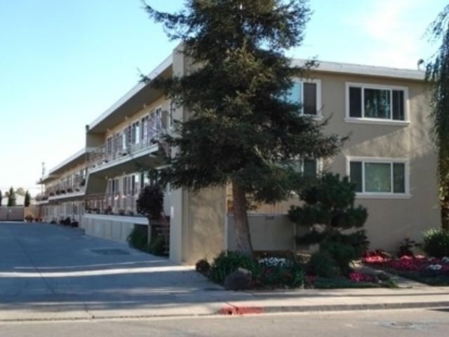 1268 143rd Ave #17, San Leandro, CA 94578