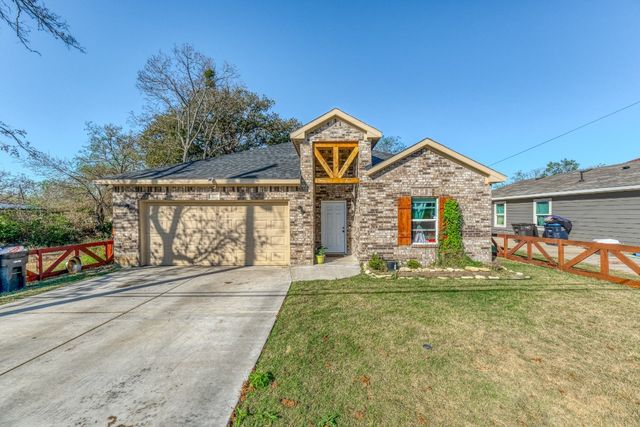 1512 Lindsey St, Fort Worth, TX 76105