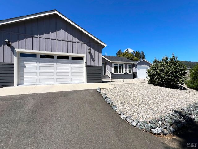 4191 Fisher Lake Dr, Redwood Valley, CA 95470
