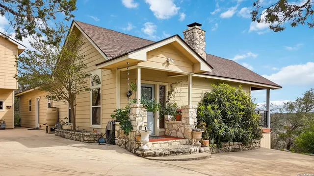 19708 Nottingham, Helotes, TX 78023