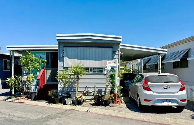 2150 Monterey Hwy #125, San Jose, CA 95112