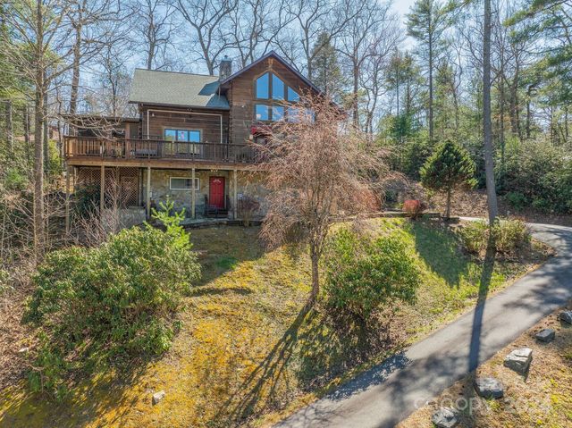247 Woods Rd, Spruce Pine, NC 28777