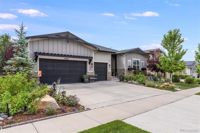 27810 E Lakeview Drive, Aurora, CO 80016