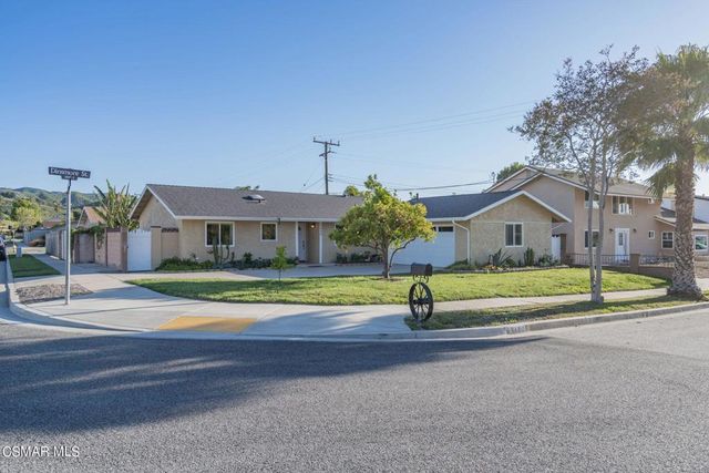 1490 Dinsmore St, Simi Valley, CA 93065