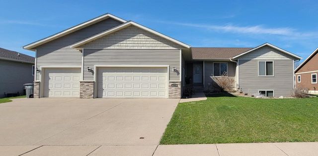 423 Russell DRIVE SOUTH South, Holmen, WI 54636