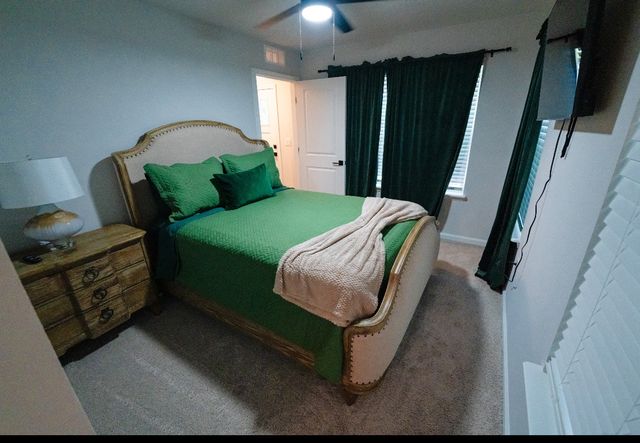Address Not Disclosed, Jacksonville, FL 32204
