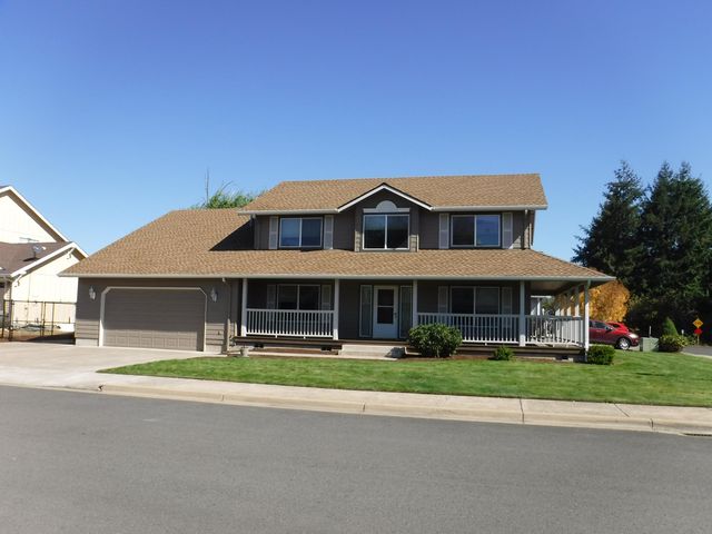 122 Sunday Dr, Creswell, OR 97426