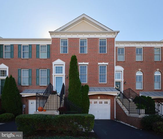 3017 Dorchester St E, Furlong, PA 18925