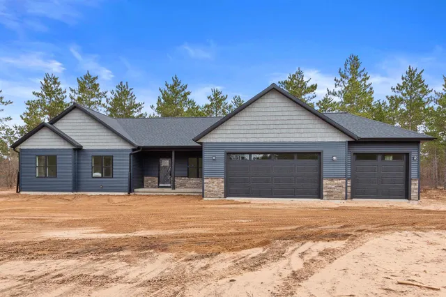 332 Timber Drive, Nekoosa, WI 54457