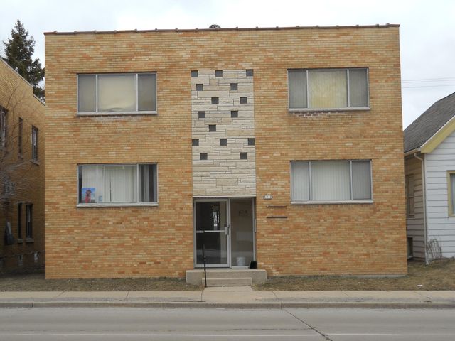 6032 W  Lincoln Ave, Milwaukee, WI 53219