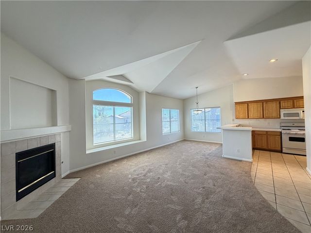 4901 Black Bear Rd #202, Las Vegas, NV 89149