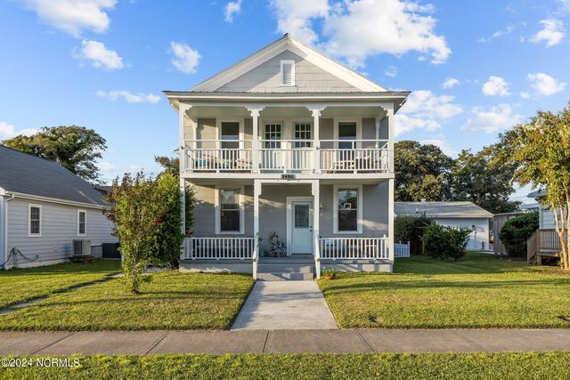 1406 Evans St #B, Morehead City, NC 28557