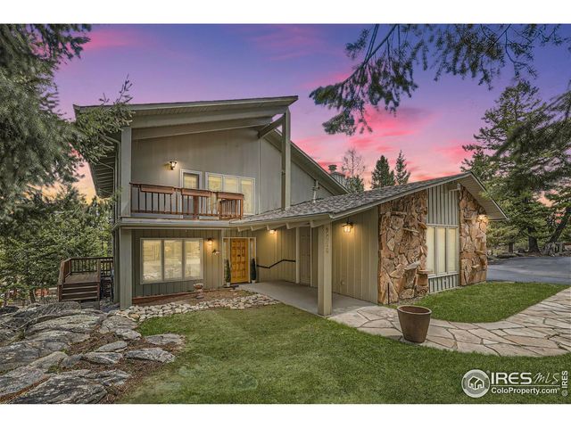 2696 Hiwan Dr, Evergreen, CO 80439