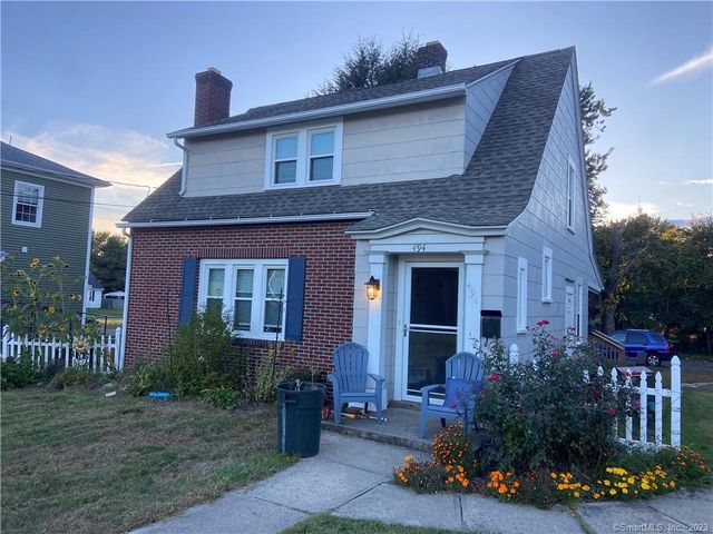 494 Enfield St, Enfield, CT 06082