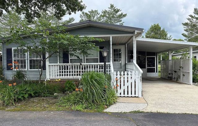 35 Double Oak Ct, Mills River, NC 28759