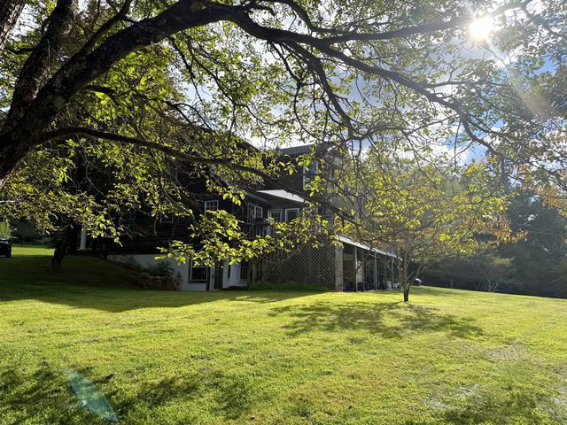 90 Highland Rd, Stone Ridge, NY 12484
