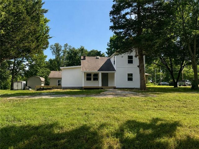 201 E  5th St, Edgerton, KS 66021