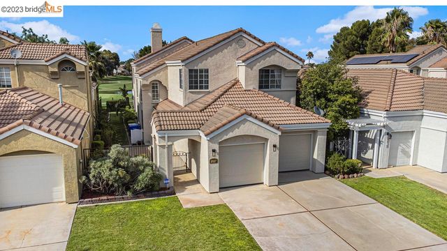 2827 Cherry Hills Dr, Discovery Bay, CA 94505