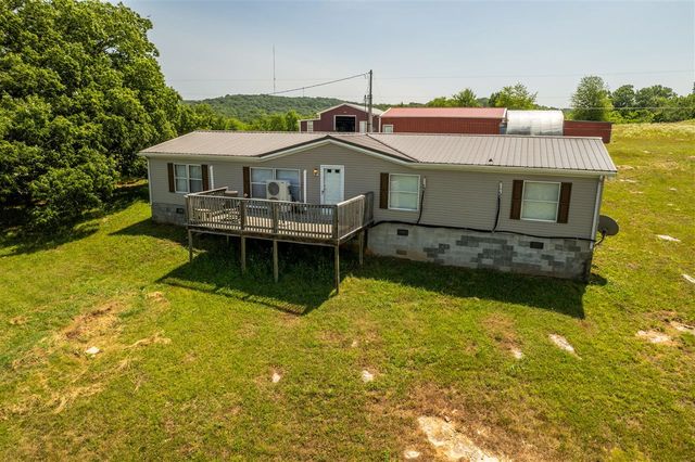 501 Apple Valley Rd, Bowling Green, KY 42101