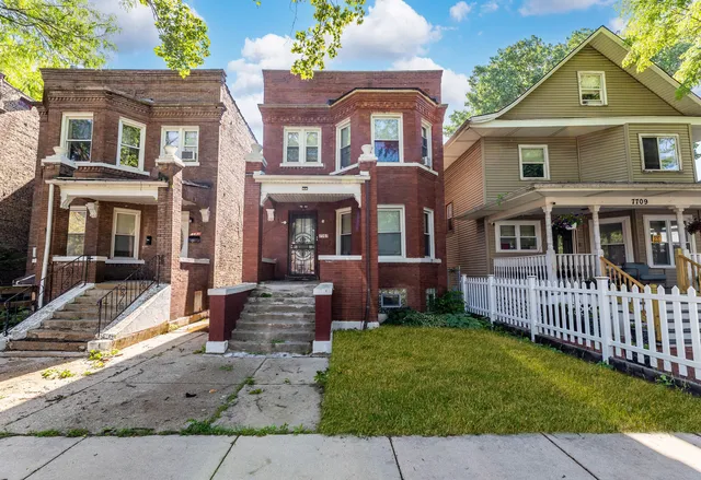 7707 S  Peoria St, Chicago, IL 60620