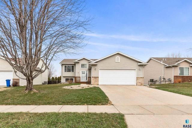 5500 W  Boxwood St, Sioux Falls, SD 57107