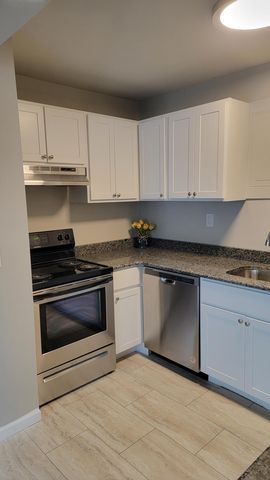 35 W  Glenwood Ave  #2B, Smyrna, DE 19977