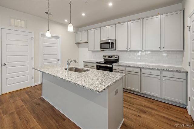 4004 Next Level Trce, Midlothian, VA 23112