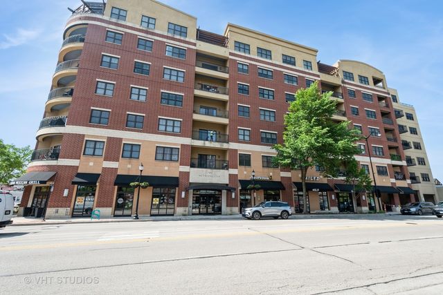 4953 Oakton St #605, Skokie, IL 60077