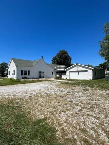 1368 A St NW, Linton, IN 47441