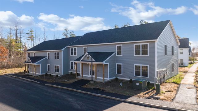 27 Tampa Drive UNIT 4, Rochester, NH 03867