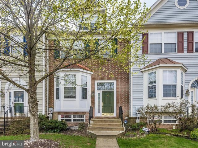 920 Mosby Dr, Frederick, MD 21701